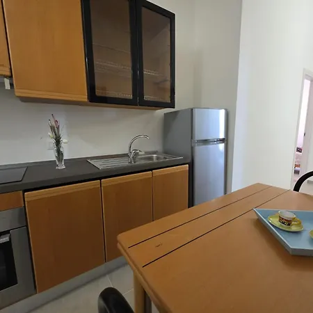 Apartament Carra Suites & Apartments